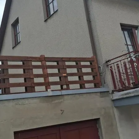 Karlovice Apartment *